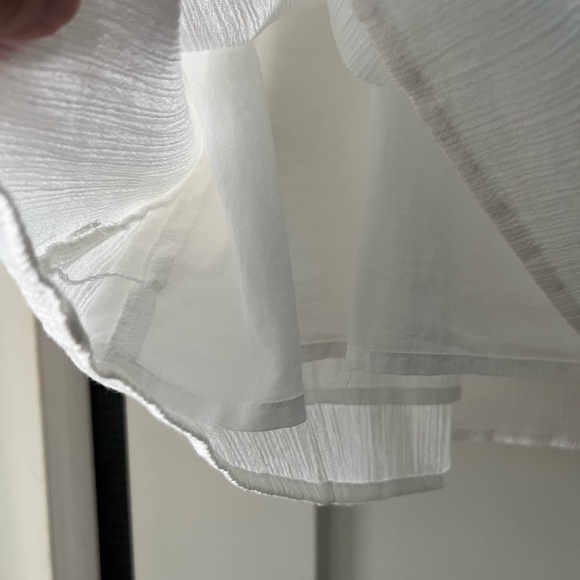 Talbots Womens Beautiful Embroidered Top Excellent Condition - Picture 5 of 5